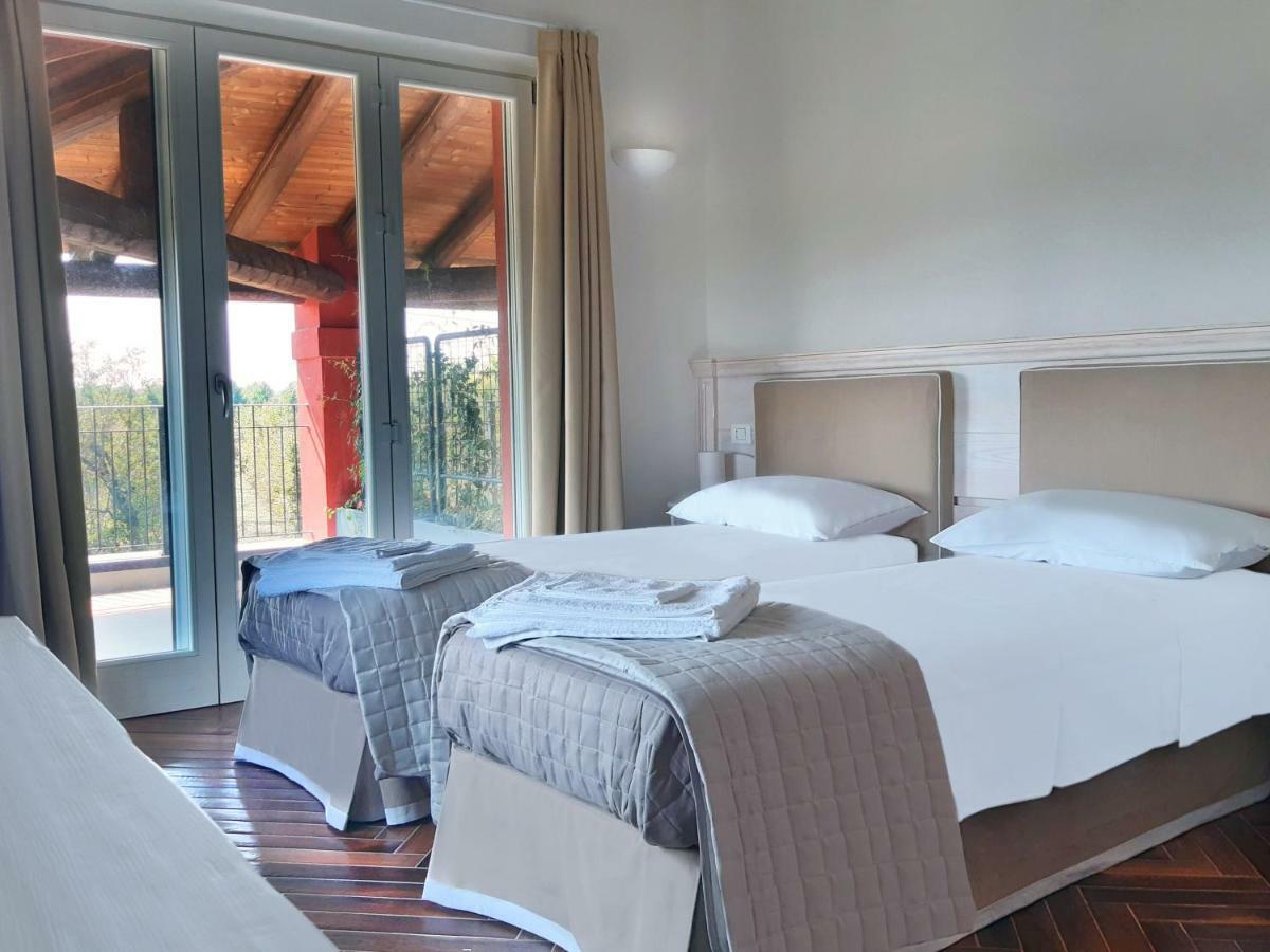 Bed and Breakfast Santa Maria Di Lorgana Минербио Экстерьер фото